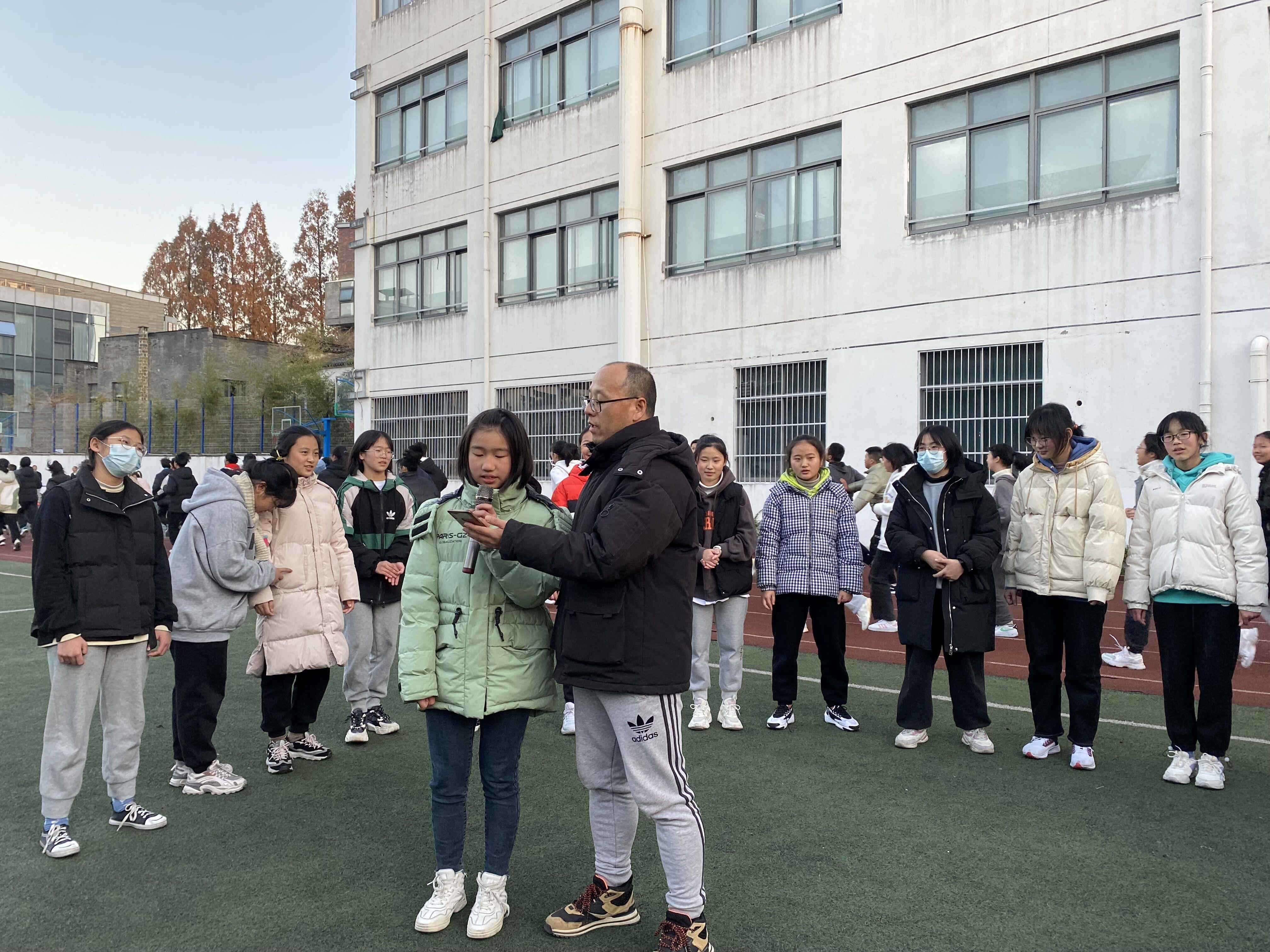 黄山市未成年人心理辅导中心走进昱城中学